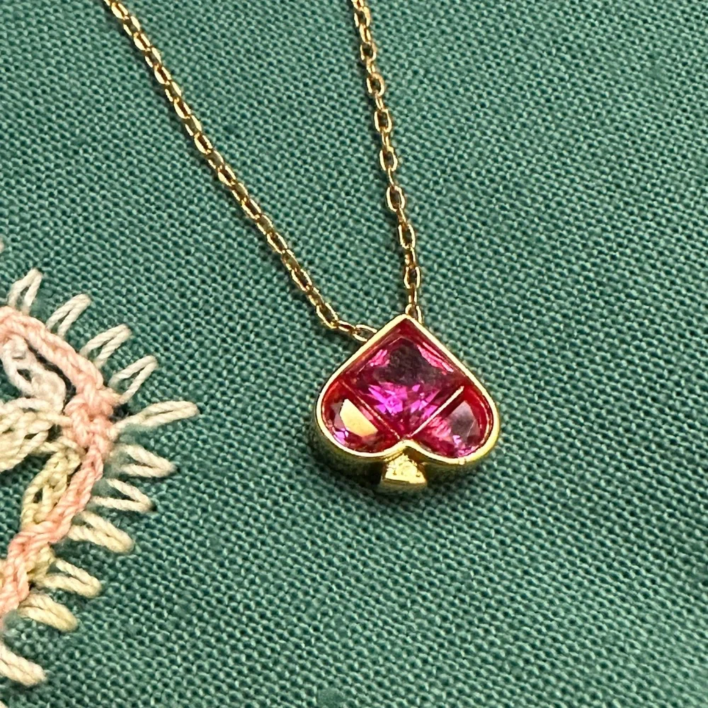 Kate Spade So‎ Spade Mini Pink Spade Necklace NEW